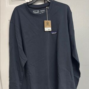 Patagonia Men's Navy Shirt